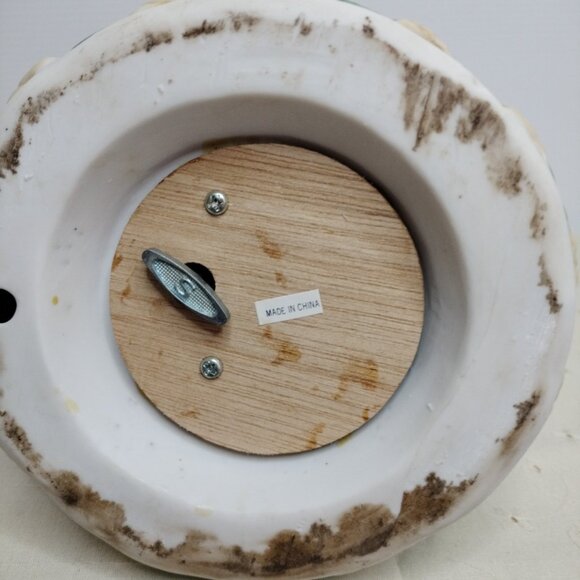 ABC Distributing 11 Inch Porcelain Musical Victorian Santa In Original Box - Picture 11 of 12